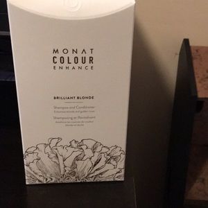 Monat brilliant blonde color enhance set